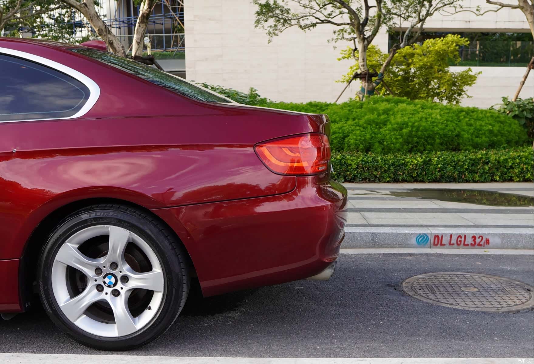 BMW 3 Series, 2010 27