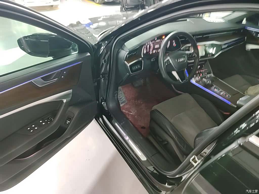 Audi A6L, 2021 13
