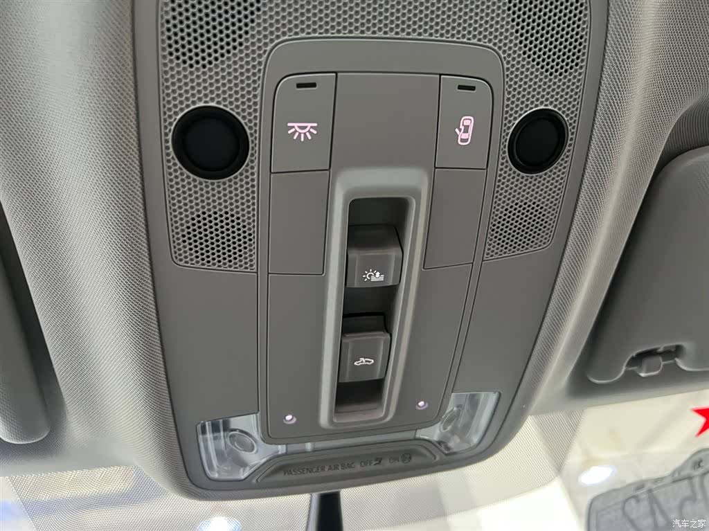 Audi Q3, 2023 16