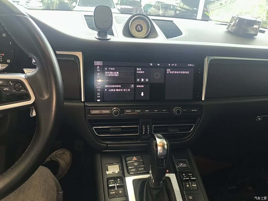 Porsche Macan, 2023 9