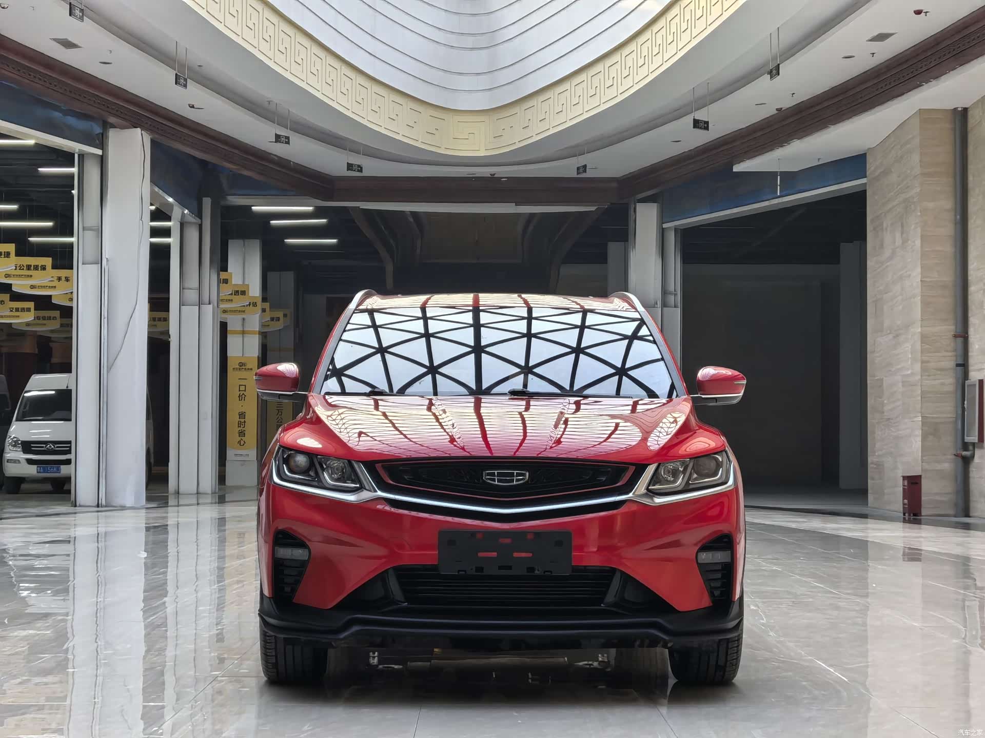 Geely Coolray, 2020 3