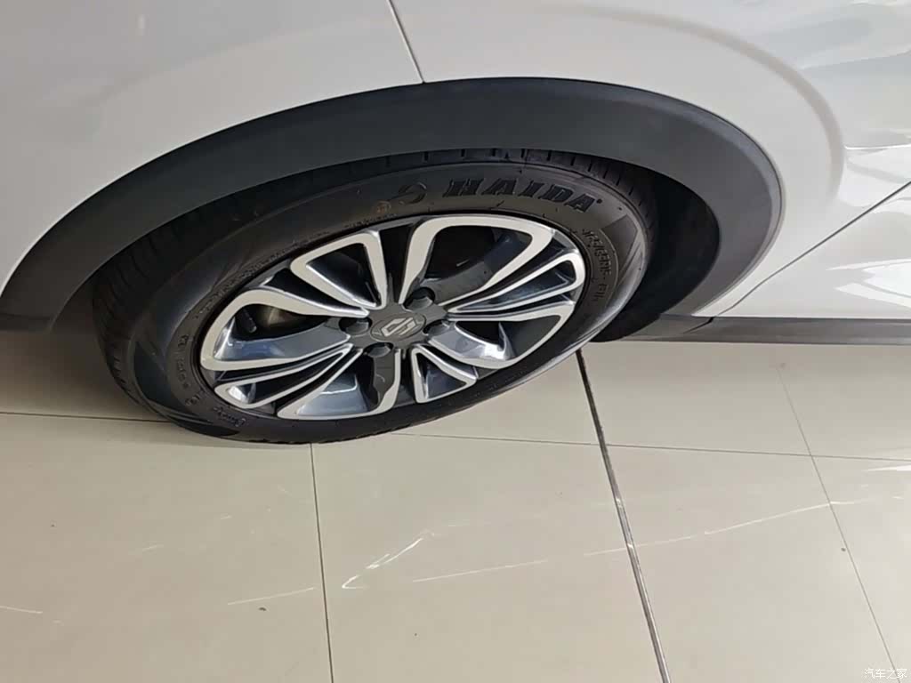 Leapmotor T03, 2024 23