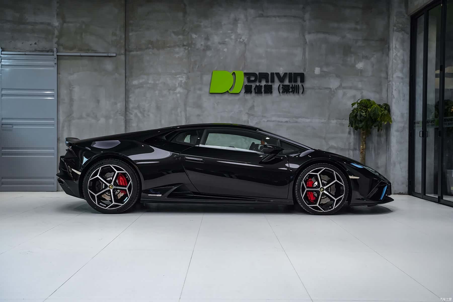 Lamborghini Huracán, 2021 2