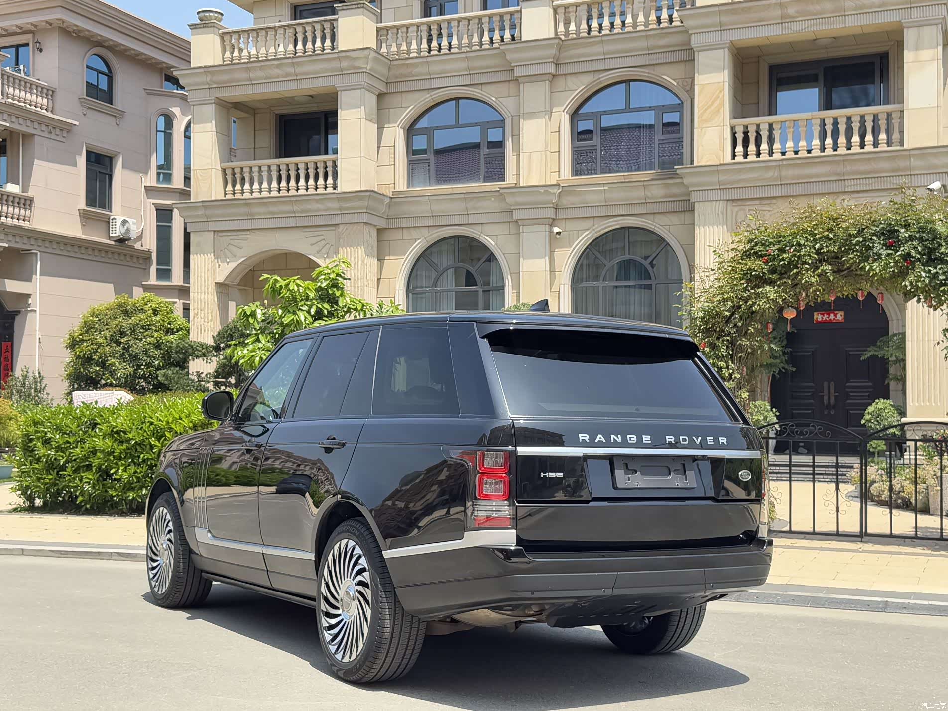 Land Rover Range Rover, 2018 все фото