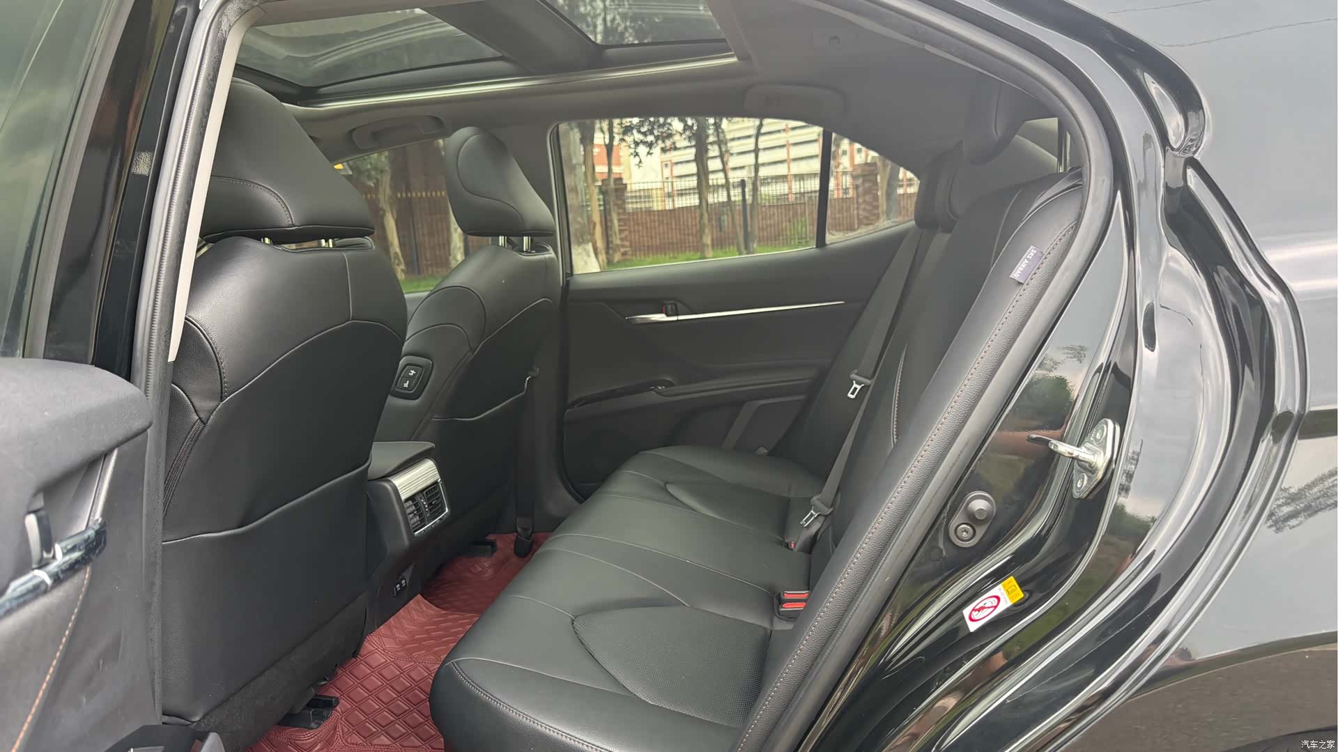 Toyota Camry, 2019 8