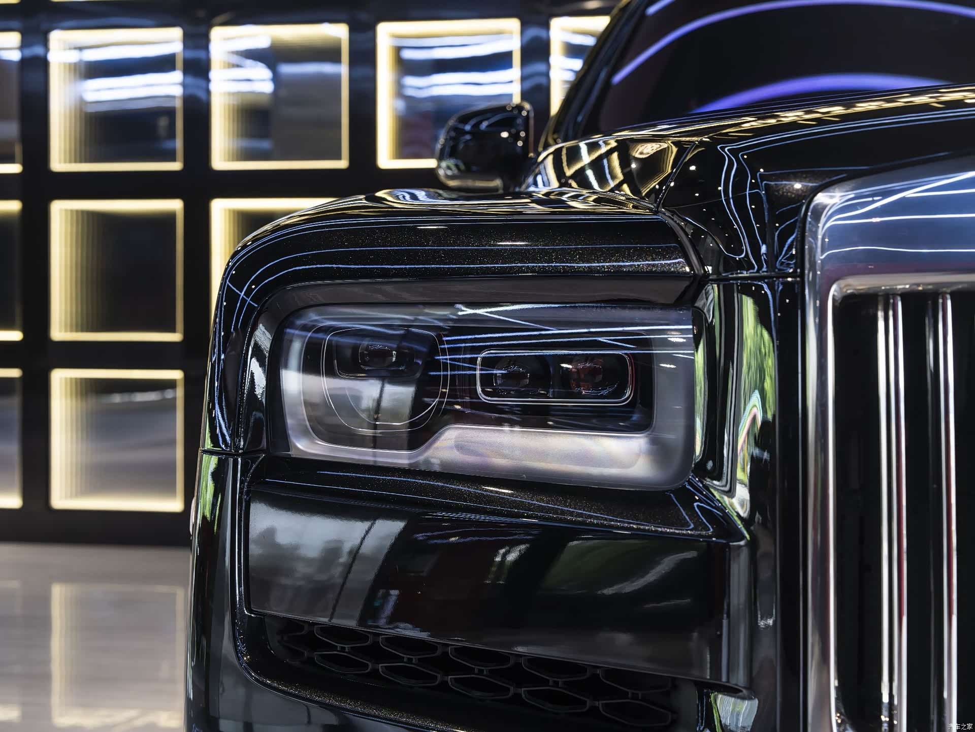 Rolls-Royce Cullinan, 2022 9