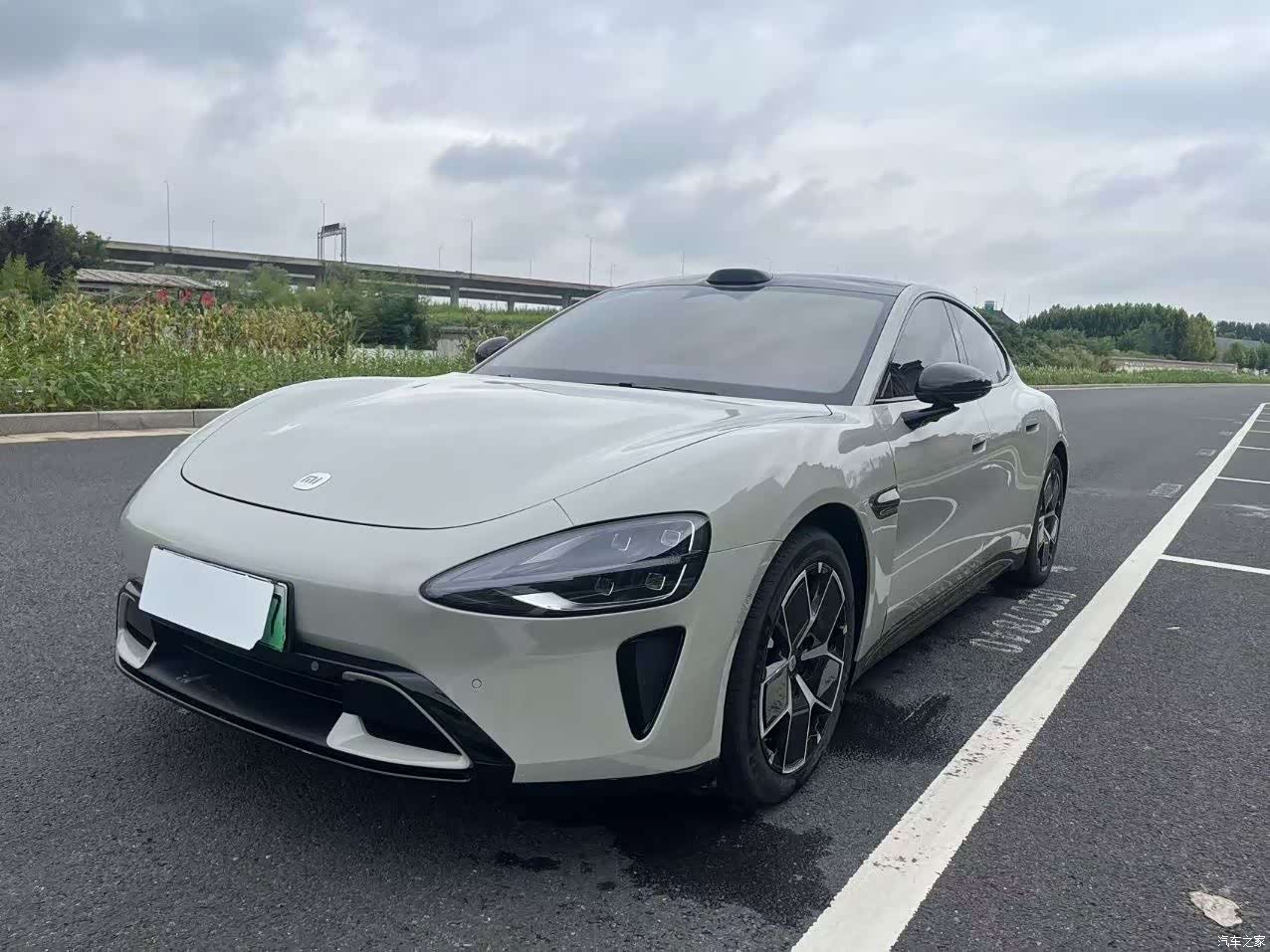 Xiaomi SU7, 2025 1