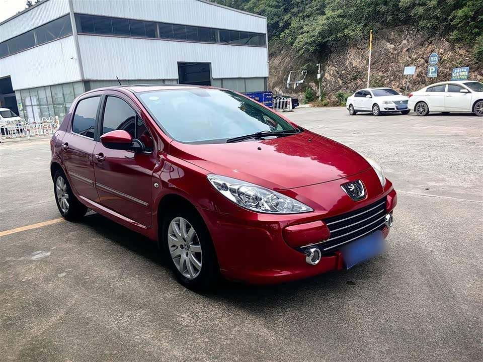 Dongfeng Shiyan Car Dongfeng Shiyan Car