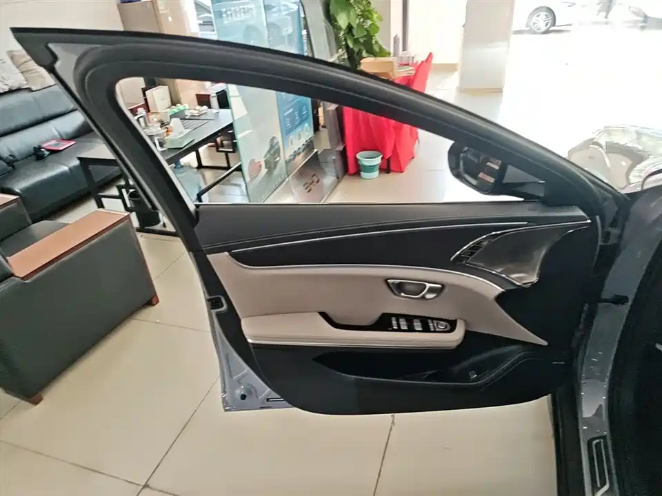 BYD Han
