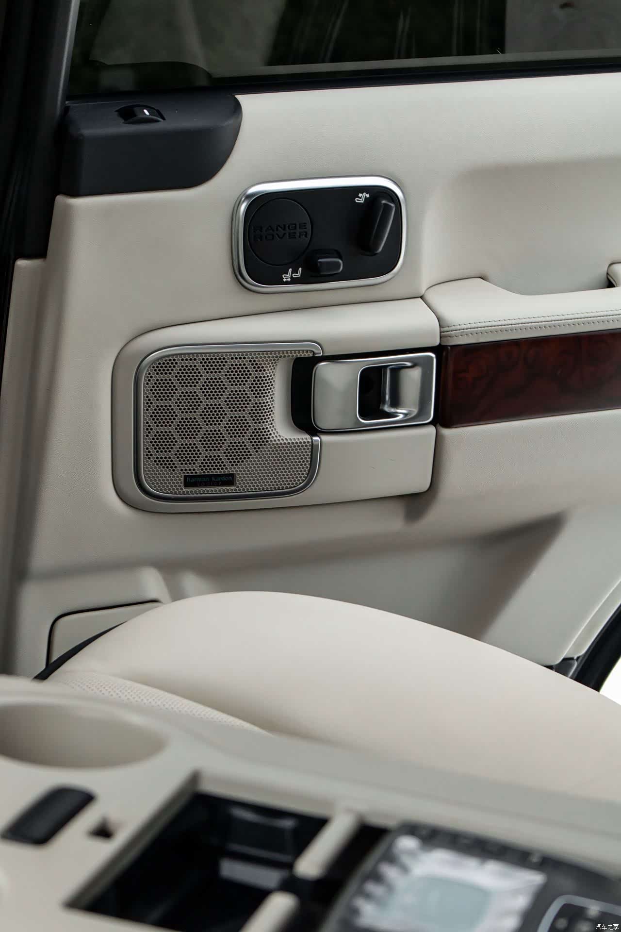Land Rover Range Rover, 2012 18