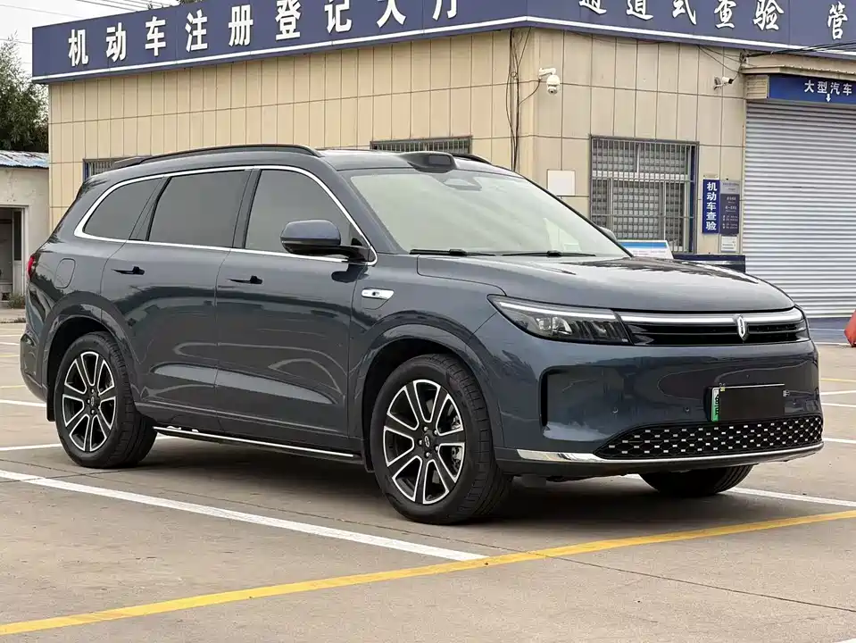 AITO Ask the world M7