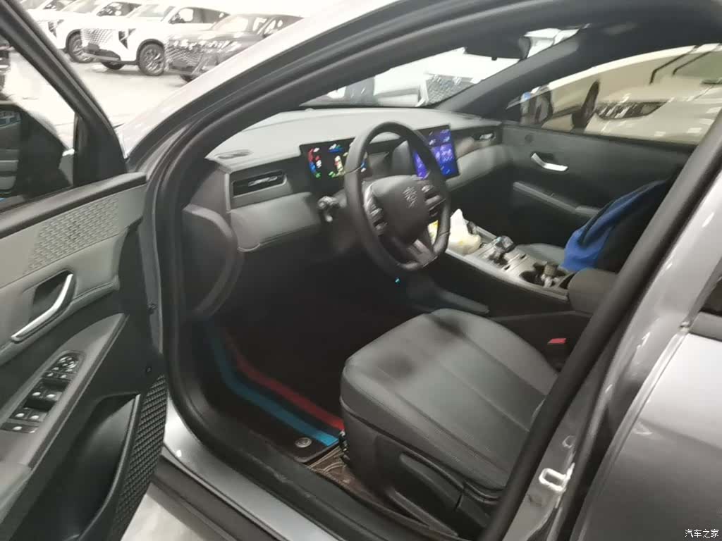 BYD Qin, 2025 16