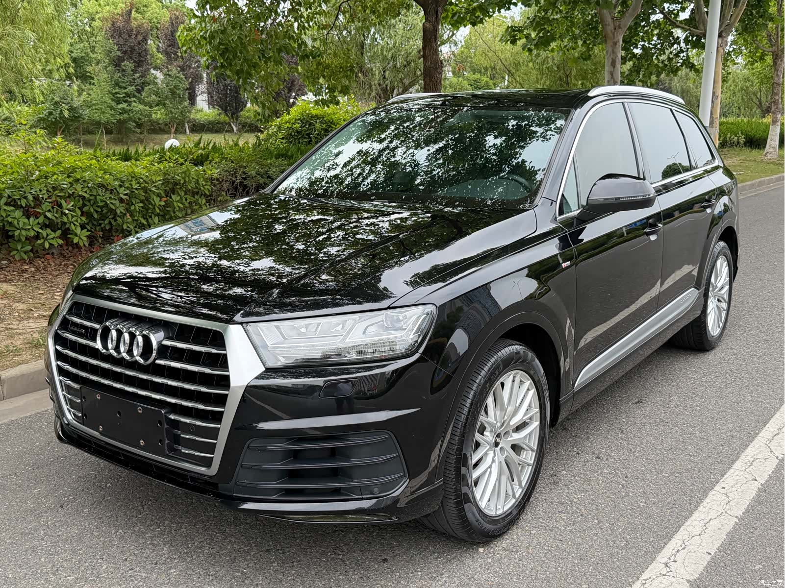 Audi Q7, 2017 1