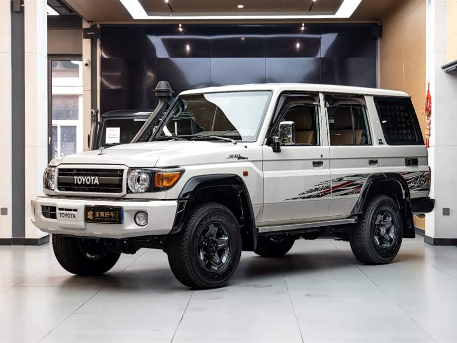 Toyota Land Cruiser Toyota Land Cruiser