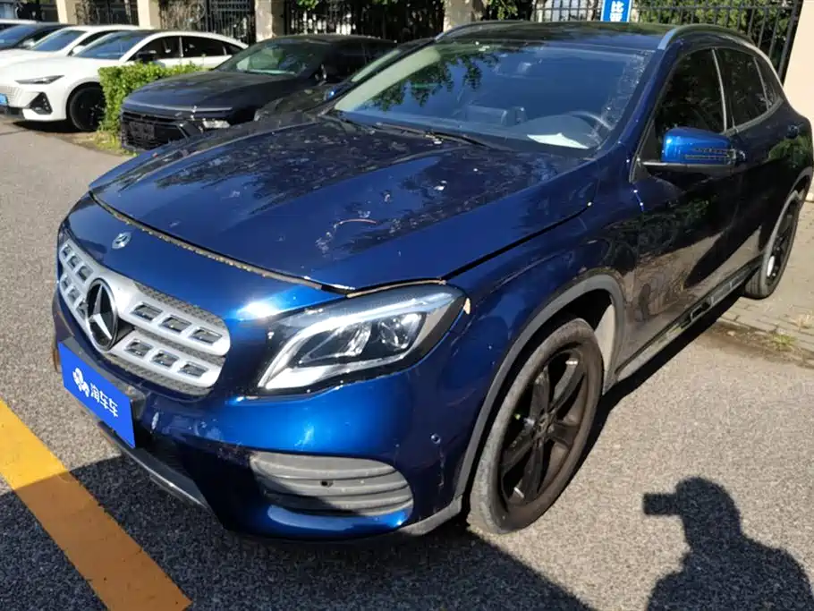 Mercedes-Benz GLA
