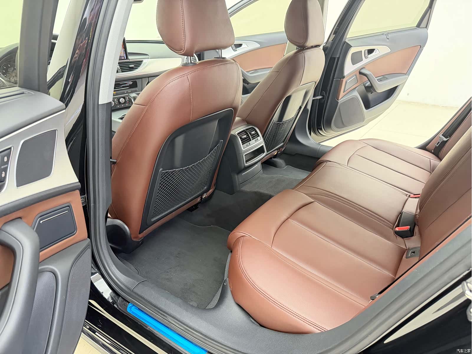 Audi A6L, 2016 16