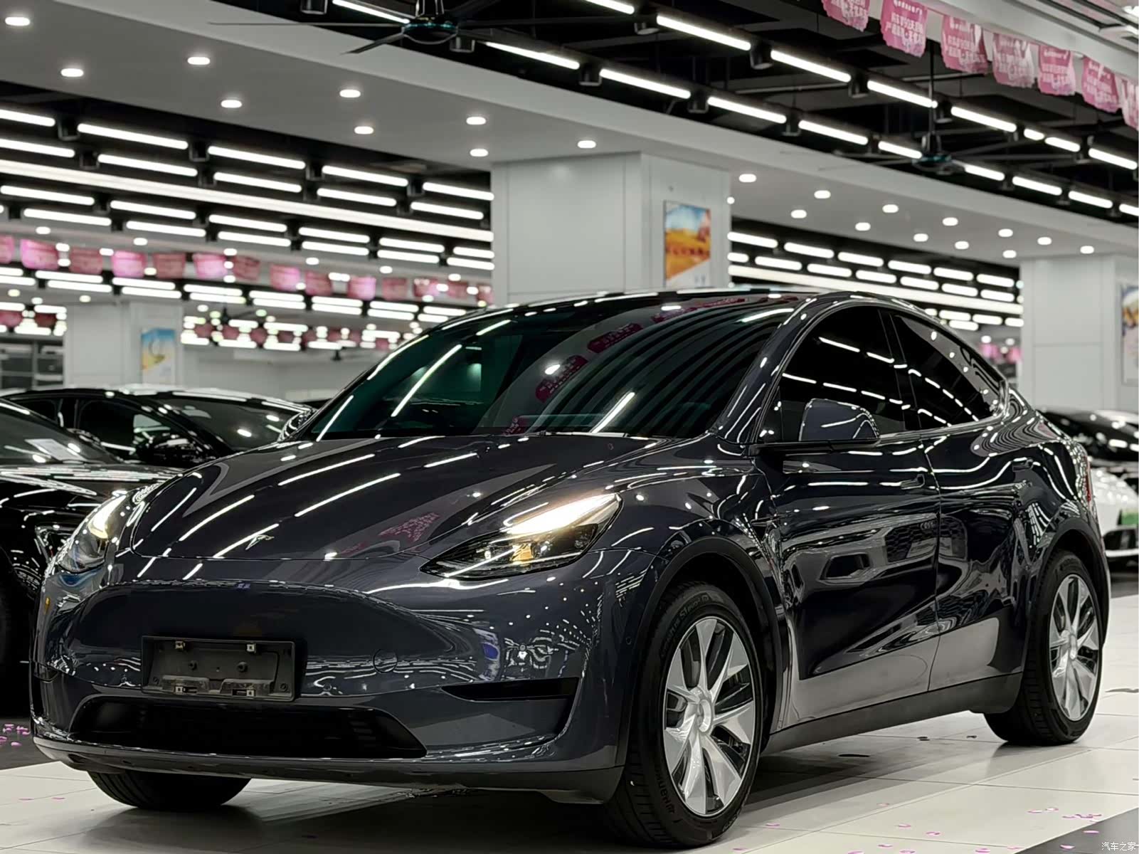 Tesla Model Y, 2022 1