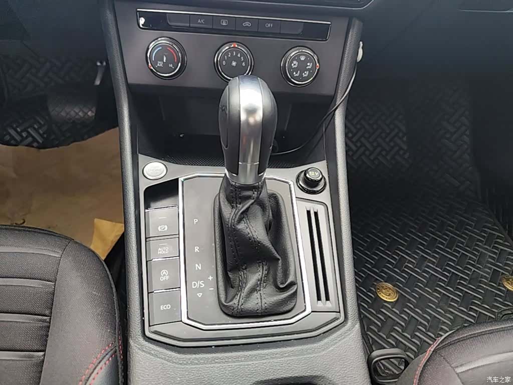 Volkswagen Lavida, 2022 14