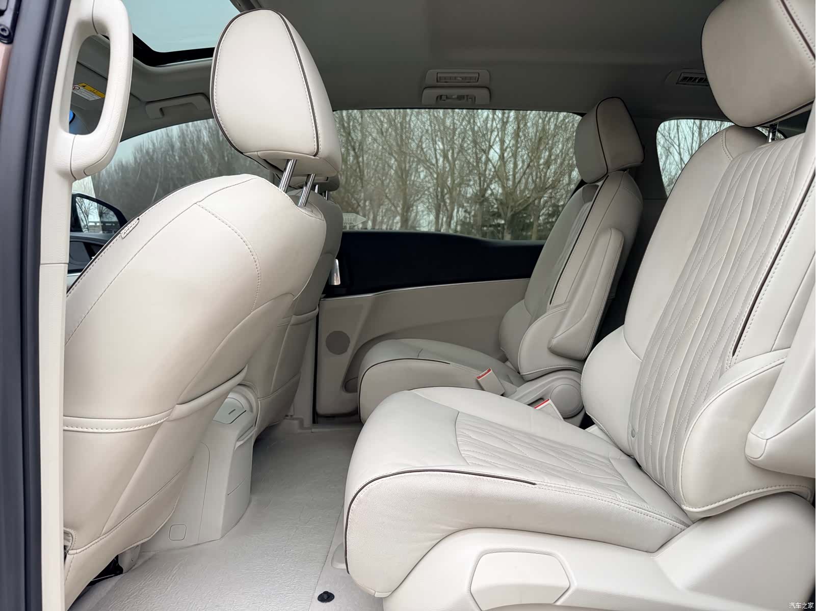 Buick GL8, 2022 11