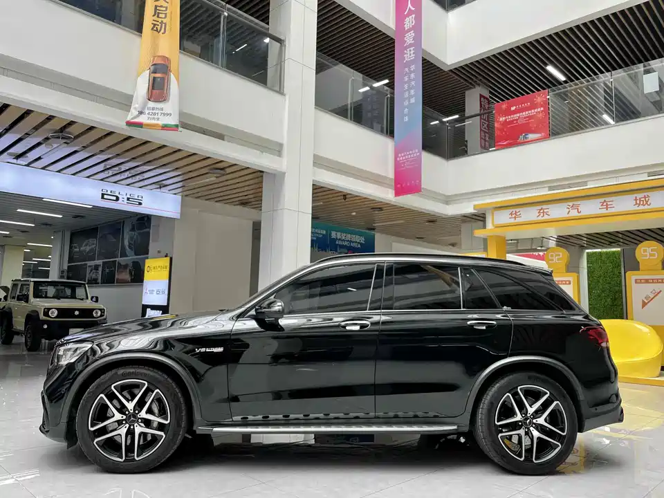 Mercedes-Benz GLC AMG