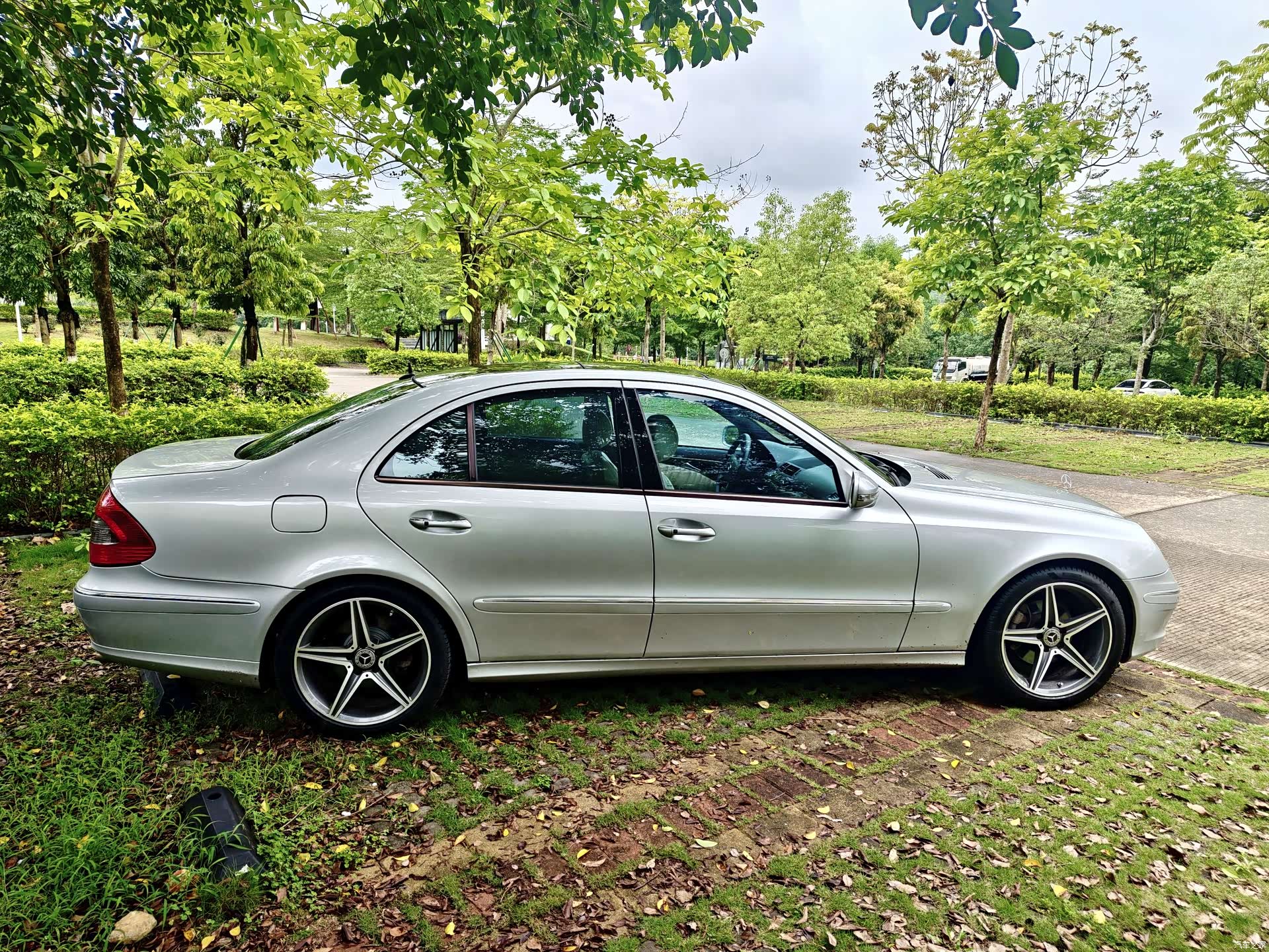 Mercedes-Benz E-Class, 2008 4