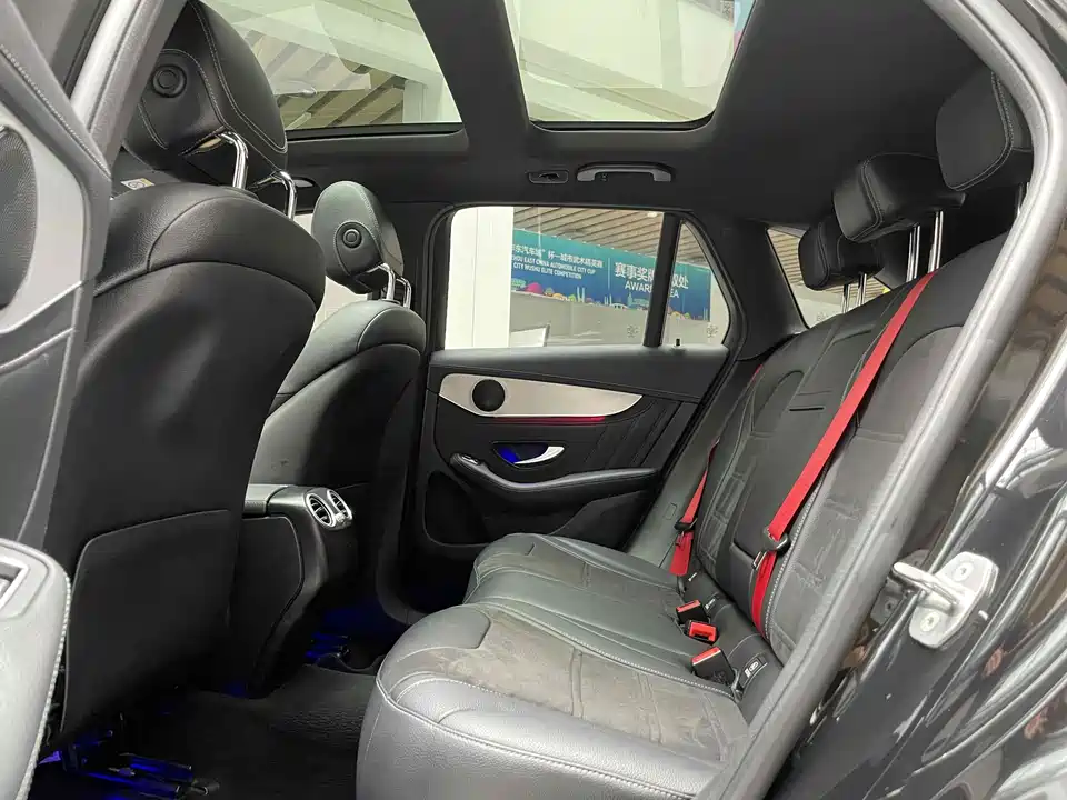 Mercedes-Benz GLC AMG