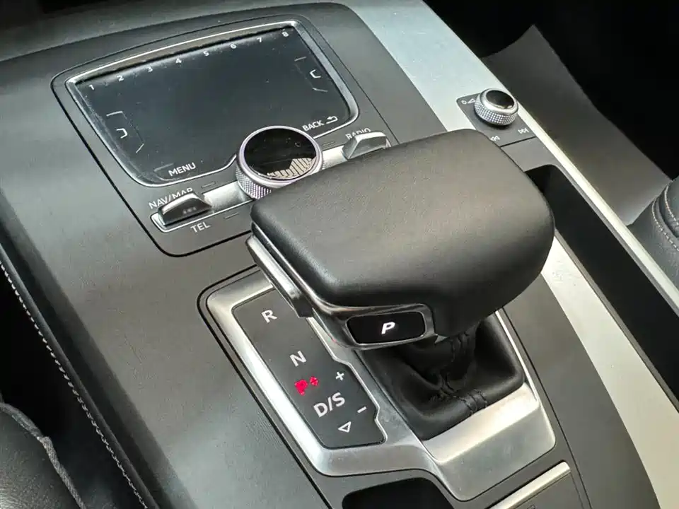 Audi Q5L Audi Q5L