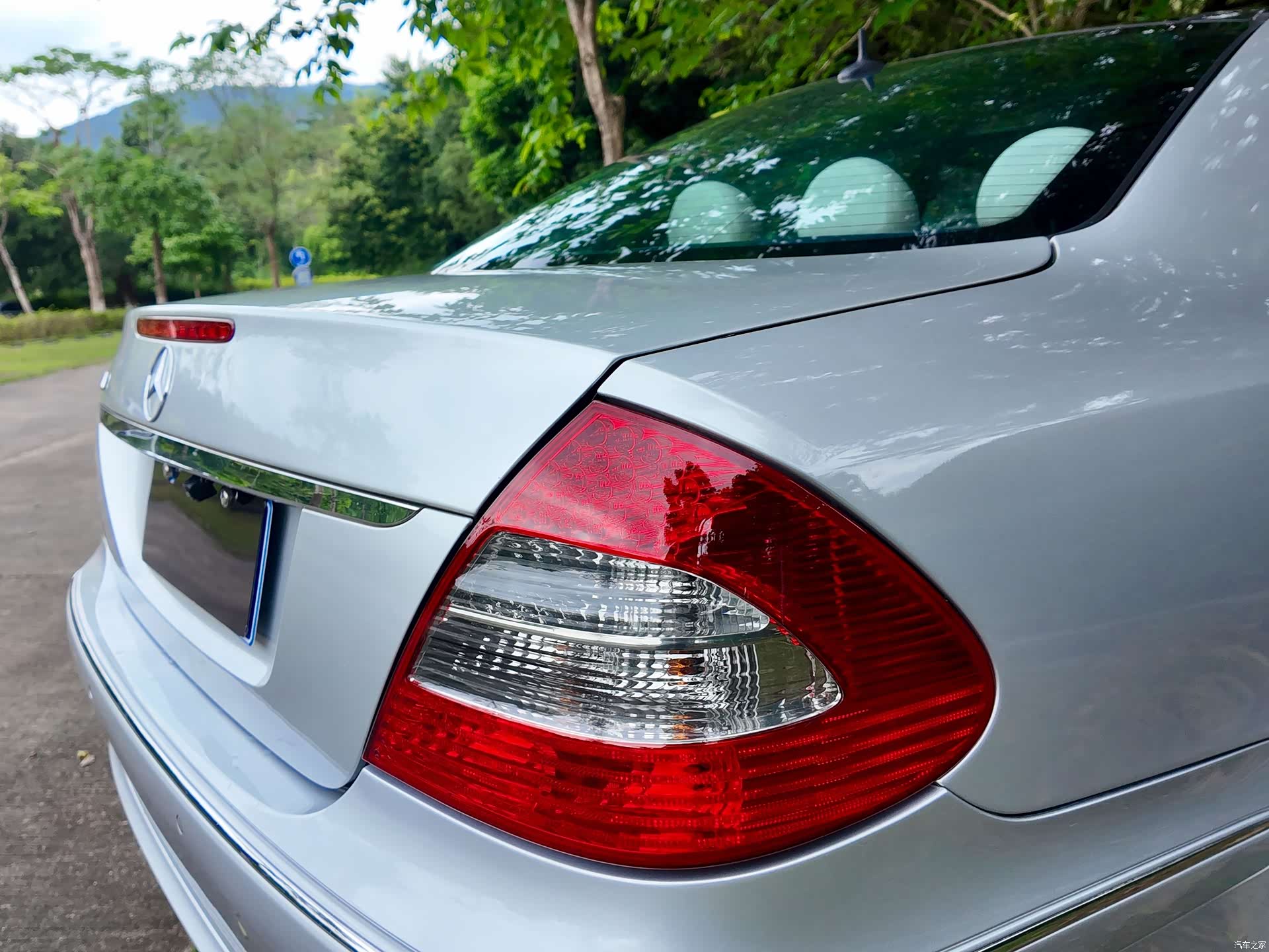 Mercedes-Benz E-Class, 2008 23