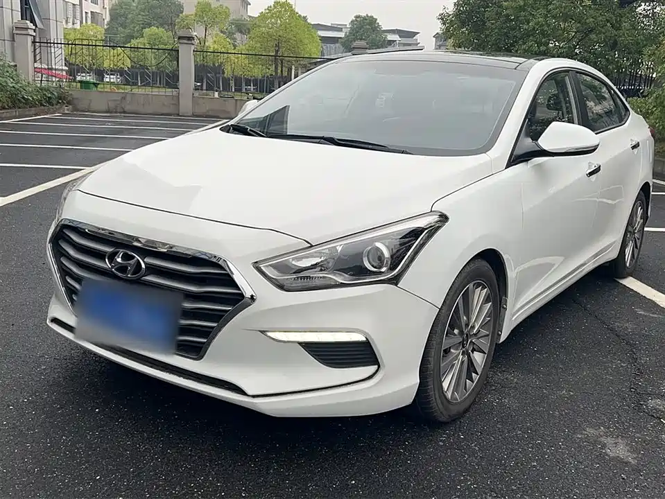 Hyundai Name picture