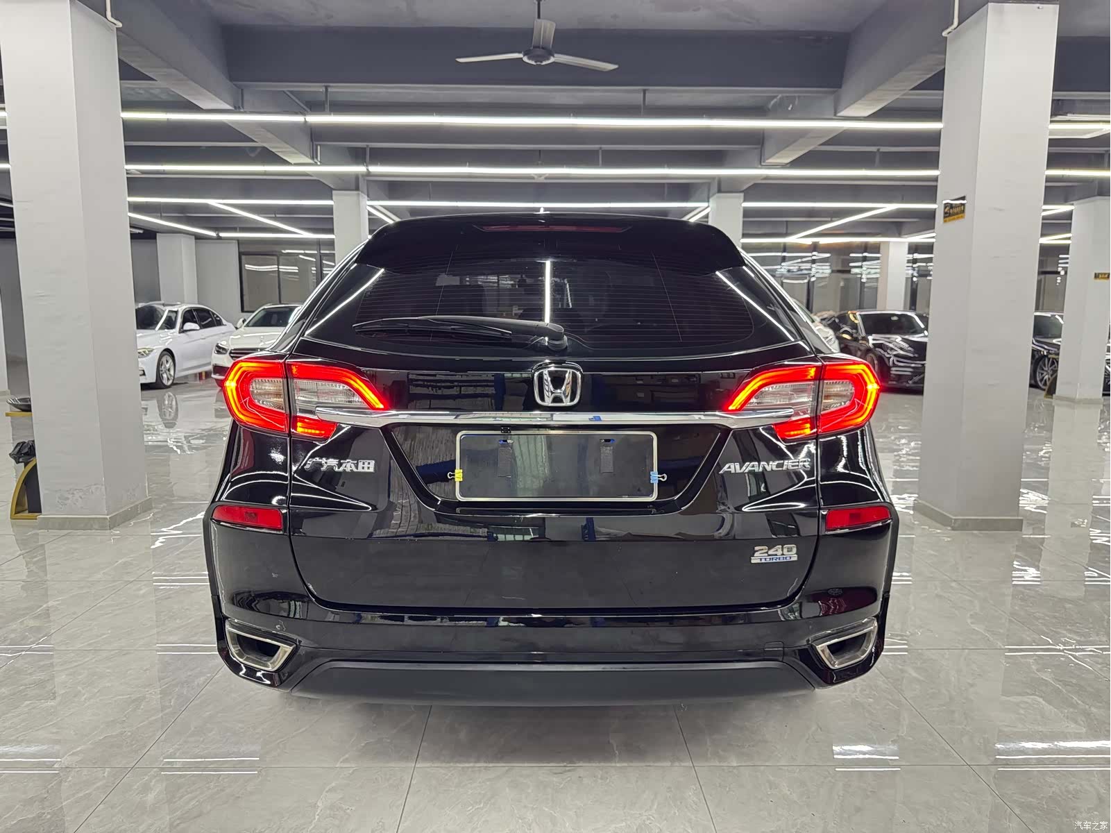 Honda Avancier, 2018 4