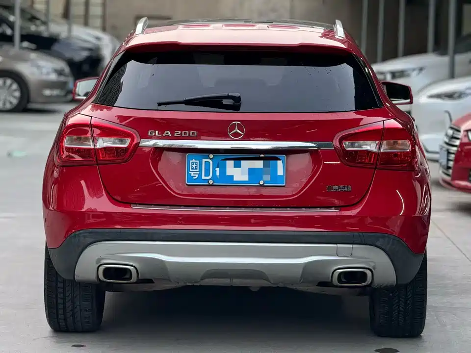 Mercedes-Benz GLA