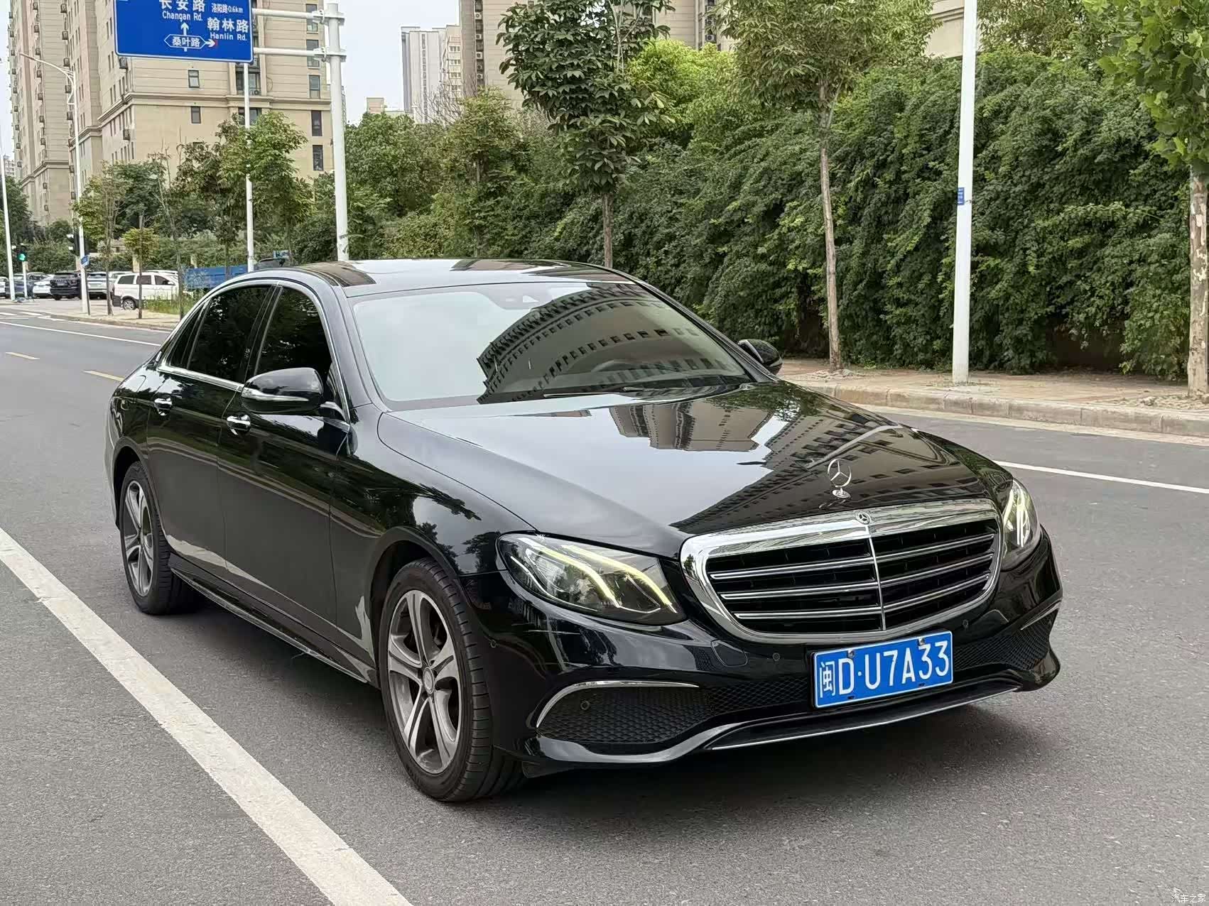 Mercedes-Benz E-Class, 2017 1