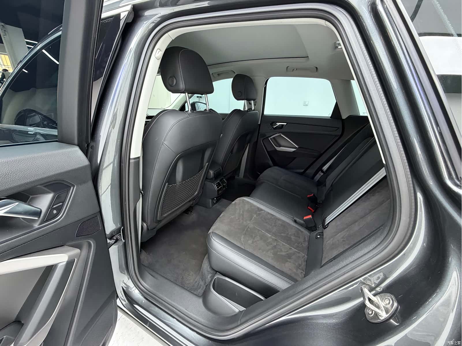 Audi Q3, 2022 16