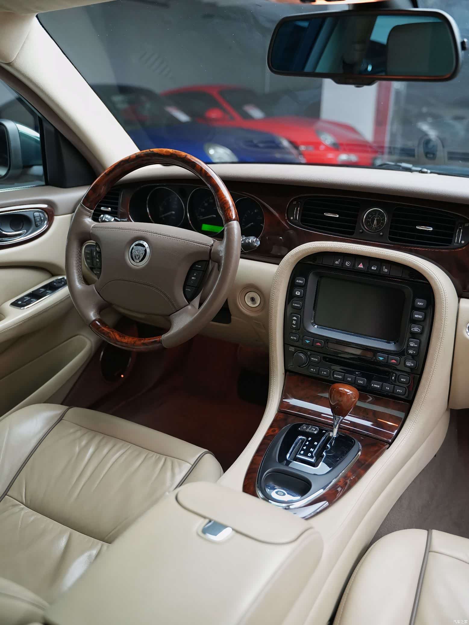 Jaguar XJ, 2008 11
