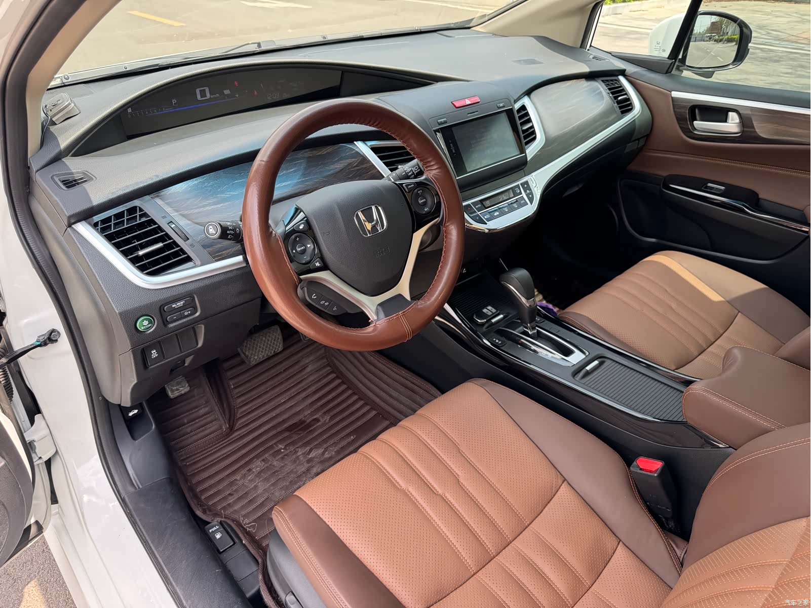 Honda Jade, 2018 8