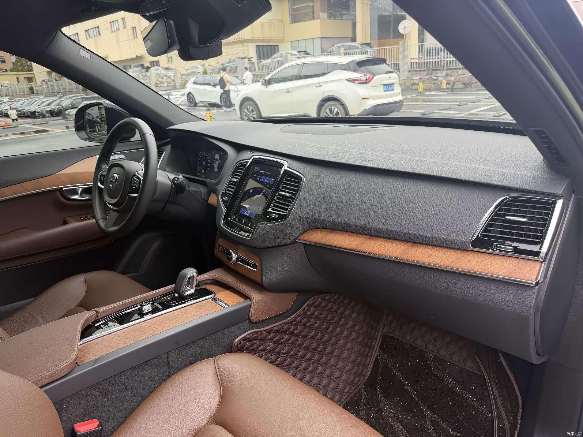 Volvo XC90, 2022 14