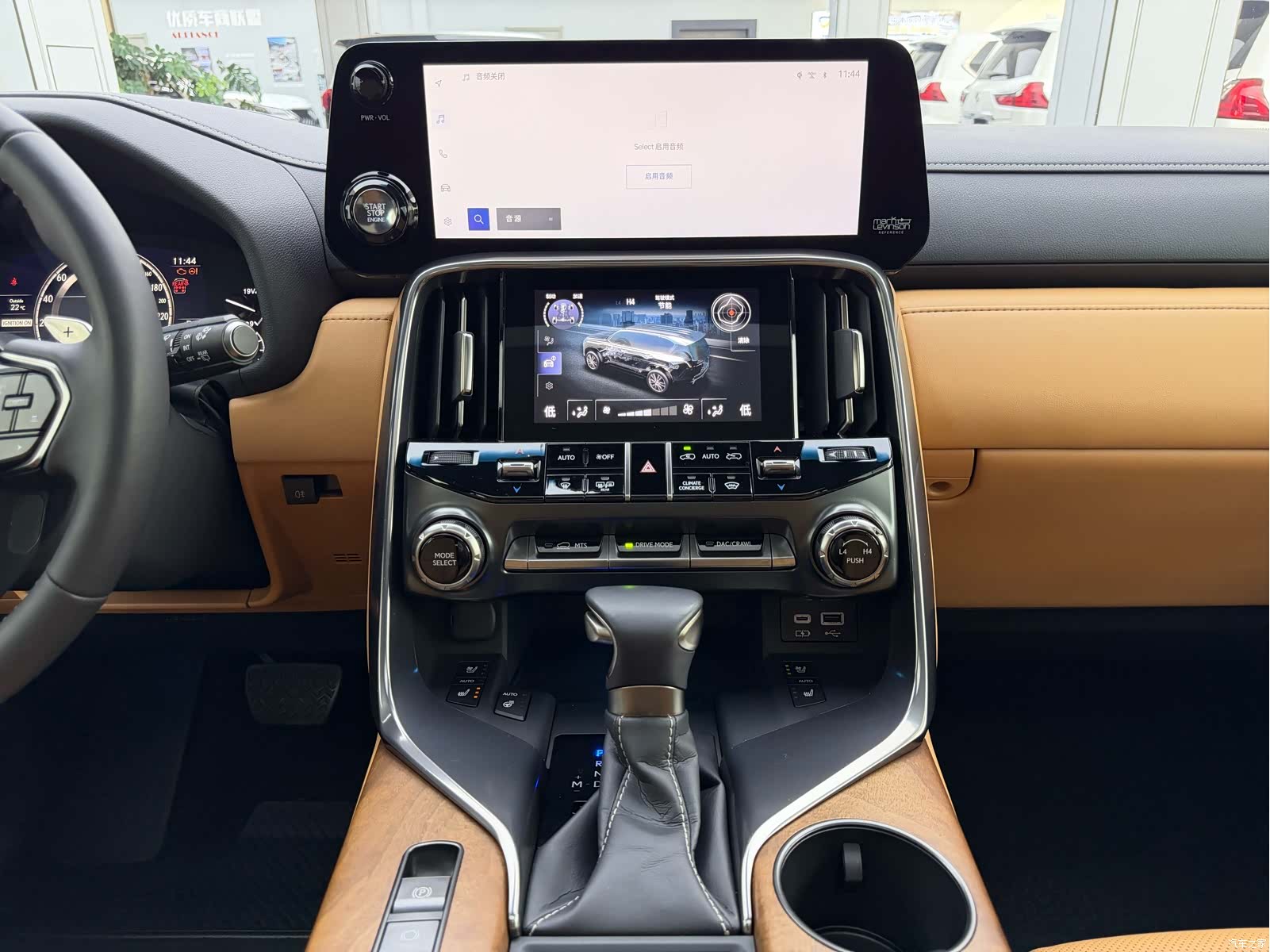 Lexus LX, 2024 18