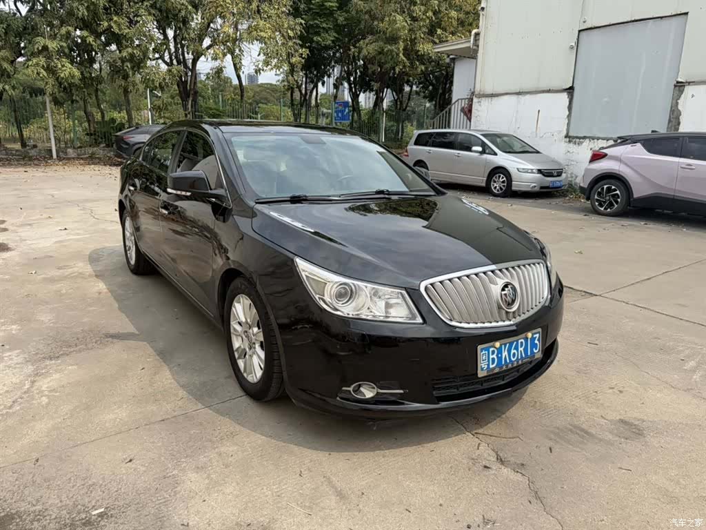 Buick LaCrosse, 2011 2