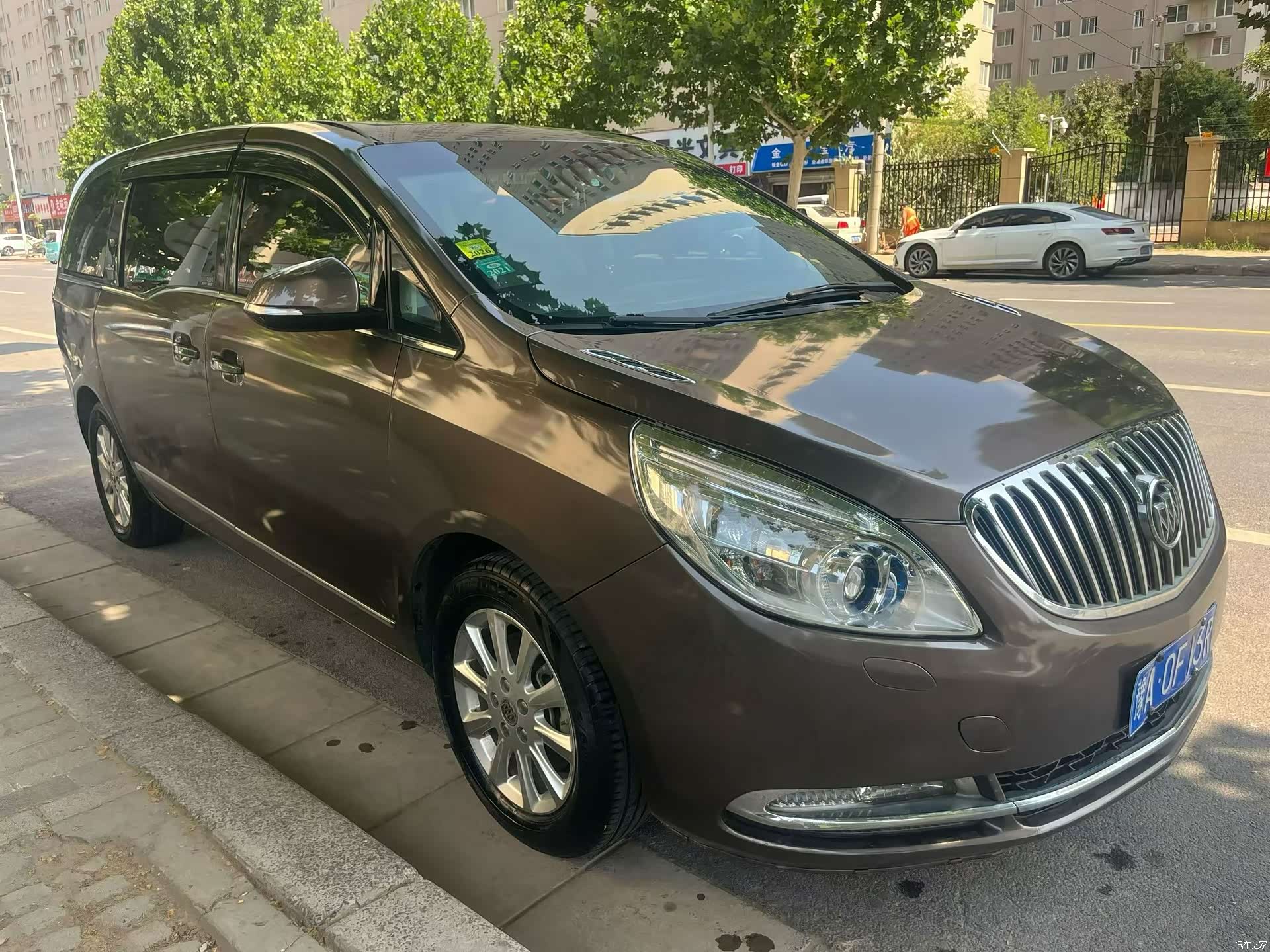 Buick GL8, 2014 2