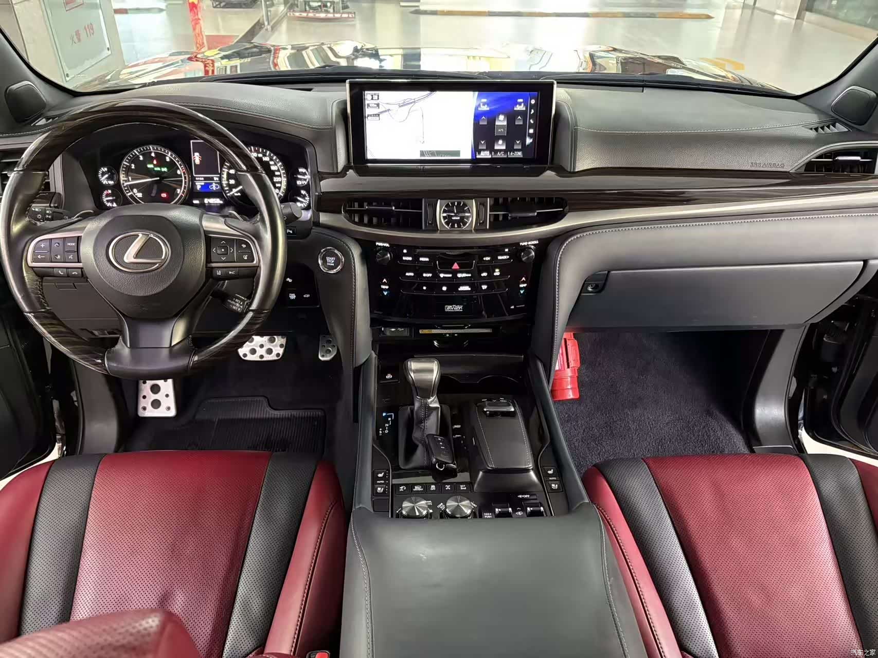 Lexus LX, 2019 22