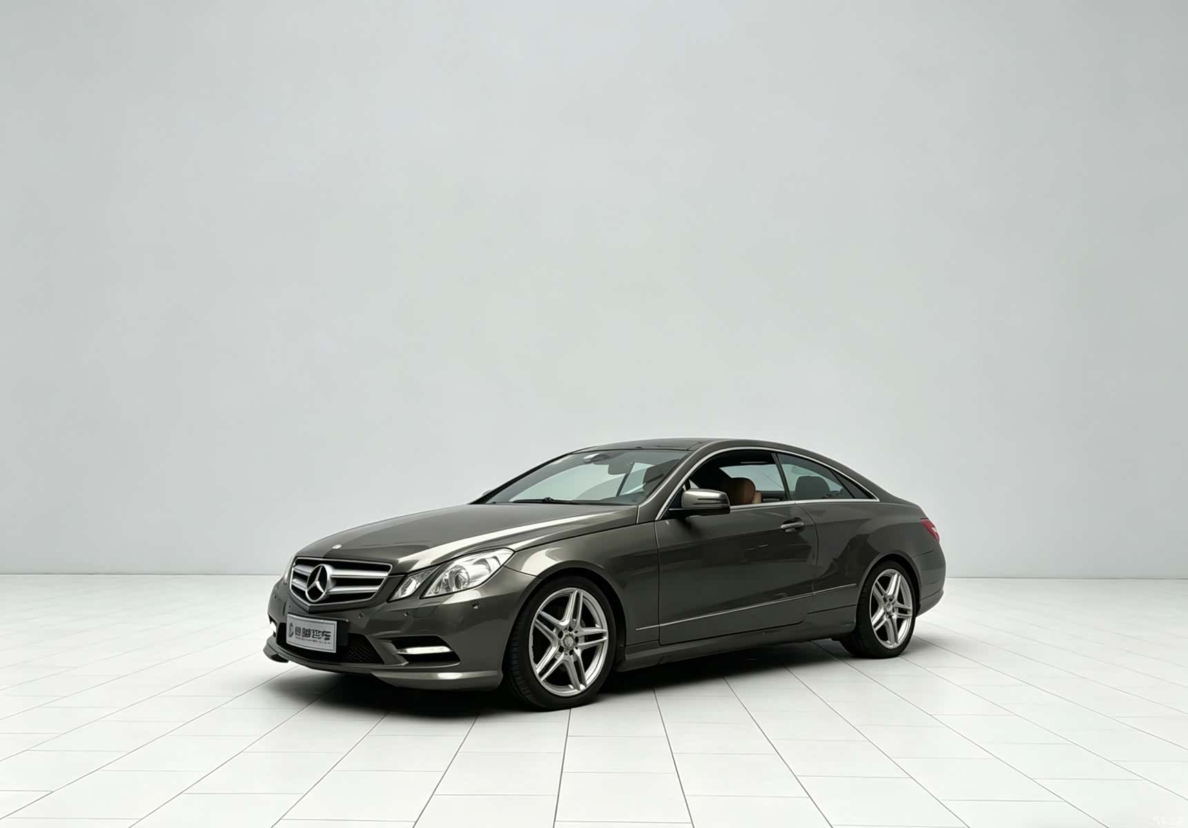 Mercedes-Benz E-Class, 2013 1