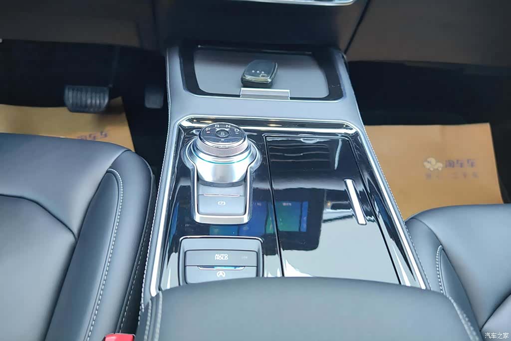 Ford Edge, 2023 16