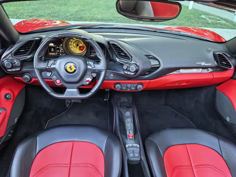 Ferrari 488