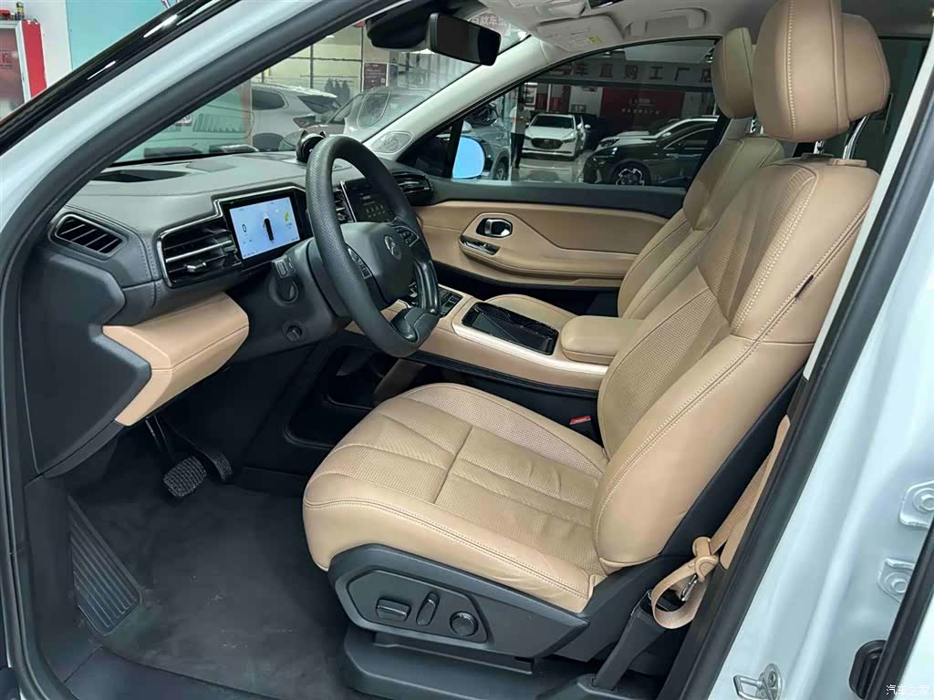 NIO ES8, 2019 11