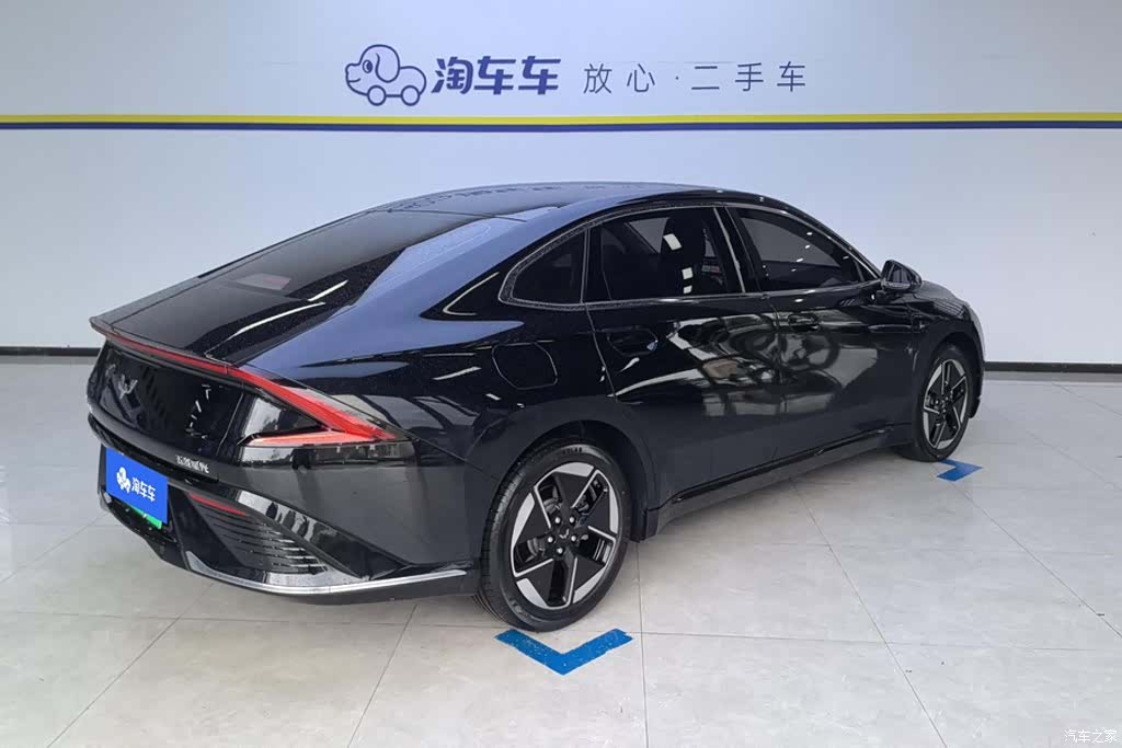 Wuling Starlight, 2024 3