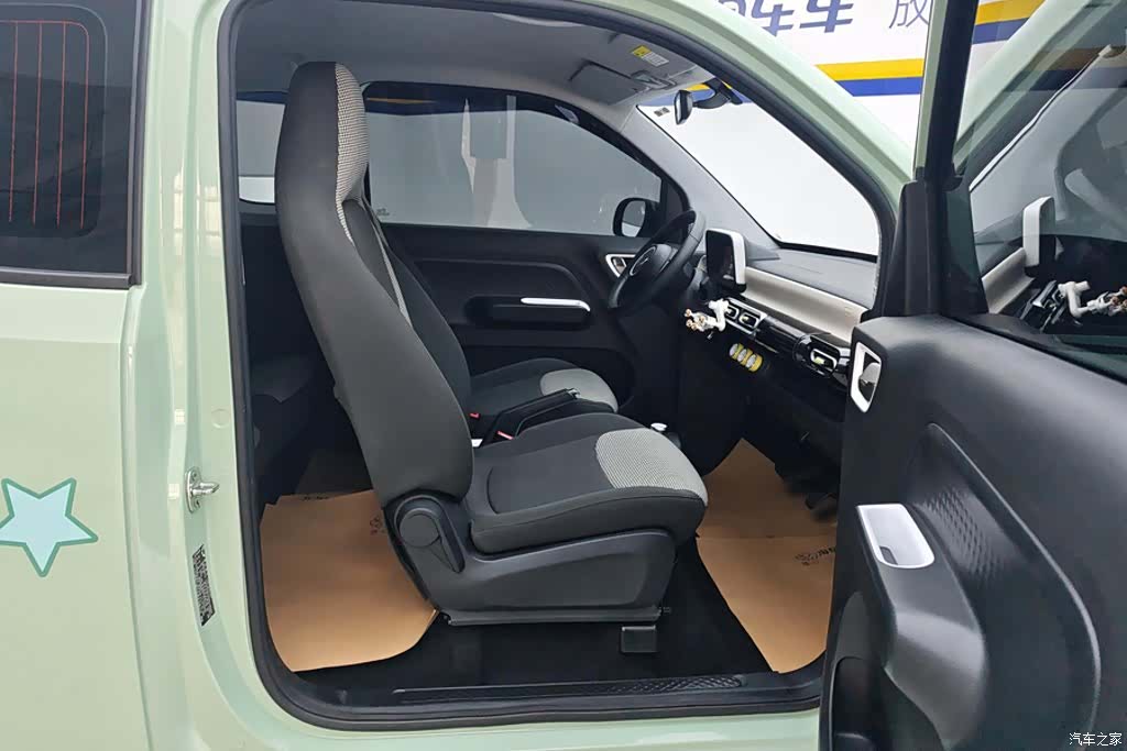 Wuling MINIEV, 2025 8