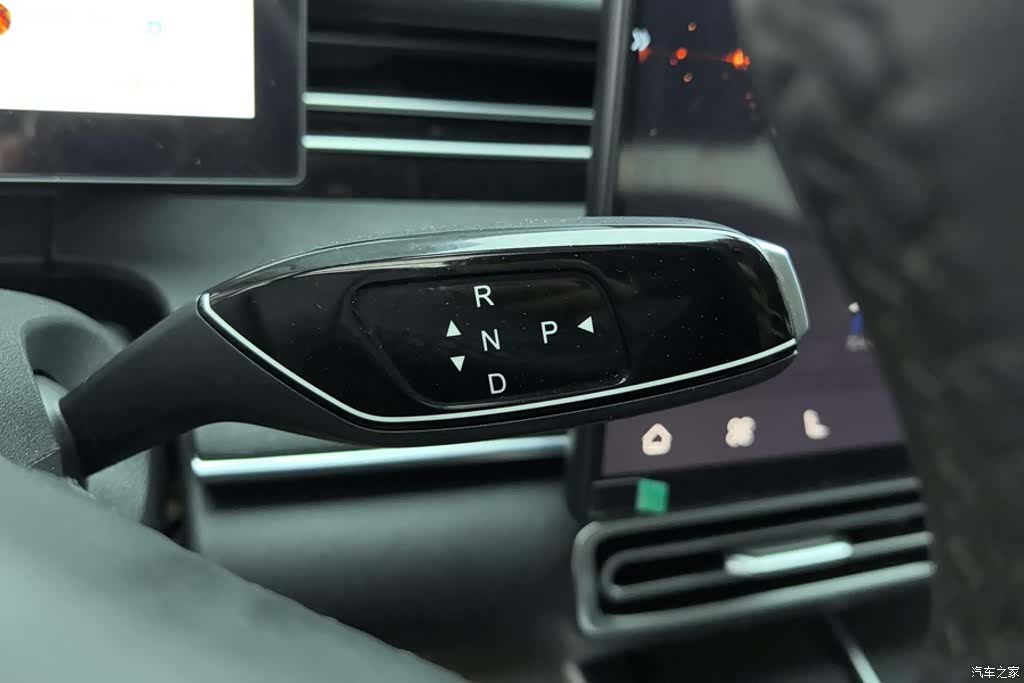 Chery A8L, 2025 15