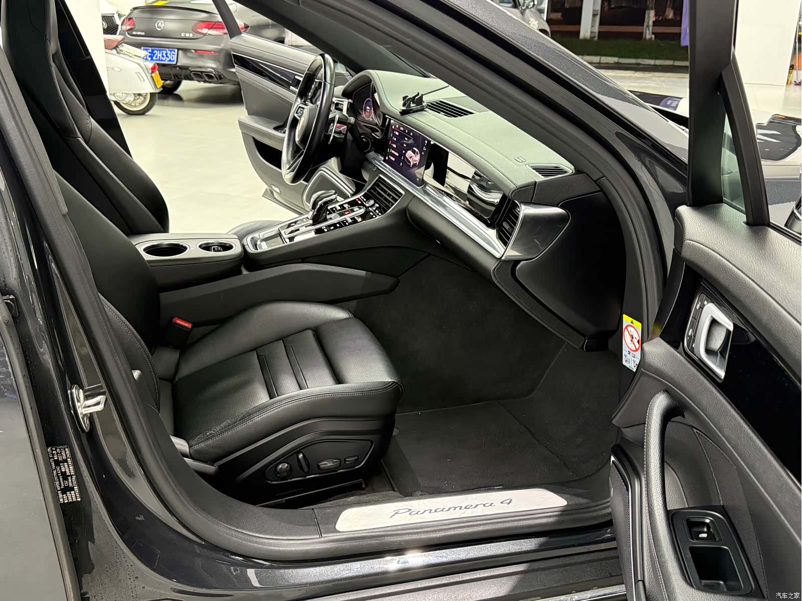 Porsche Panamera, 2021 10