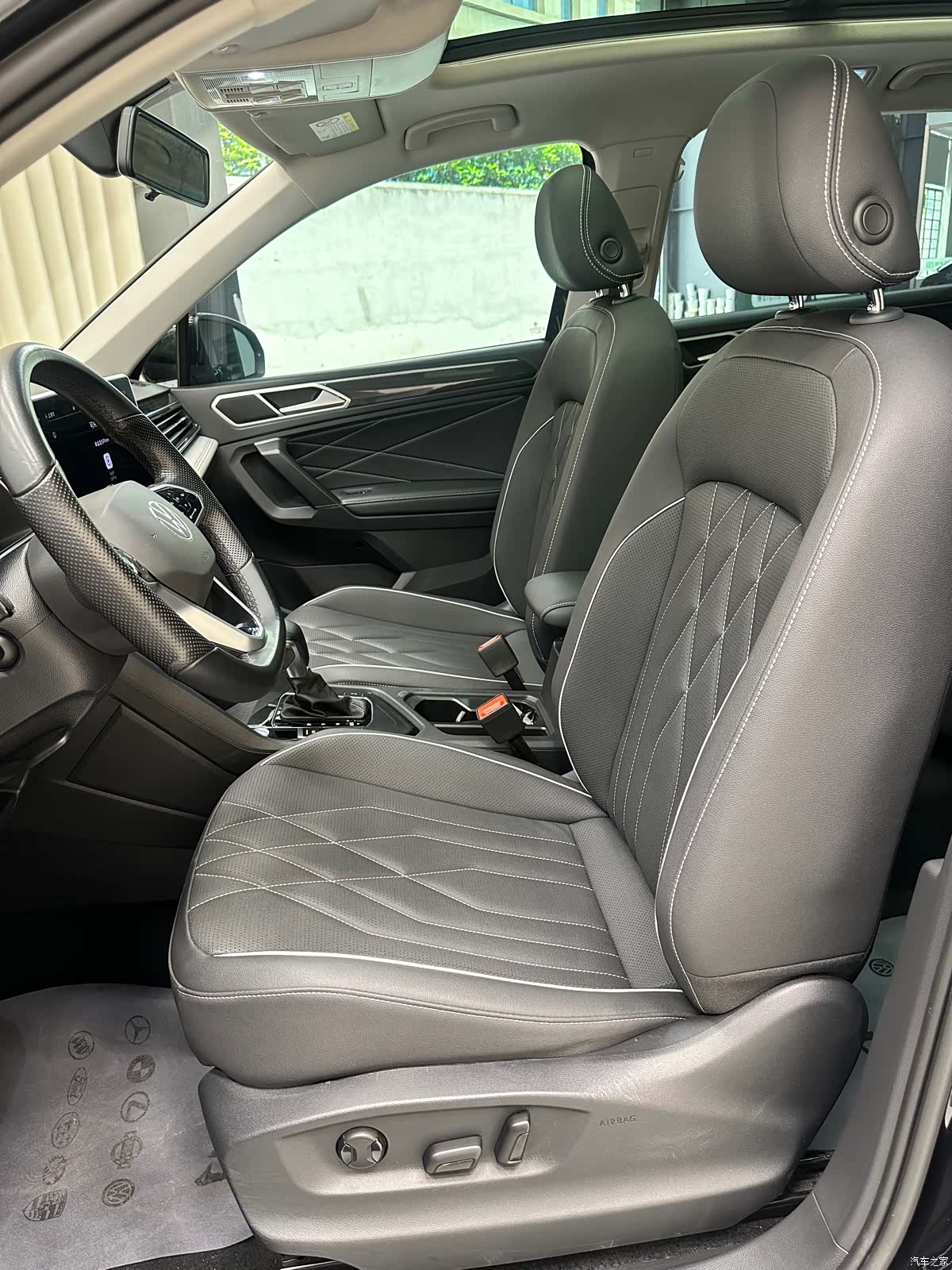 Volkswagen Tiguan L, 2023 8