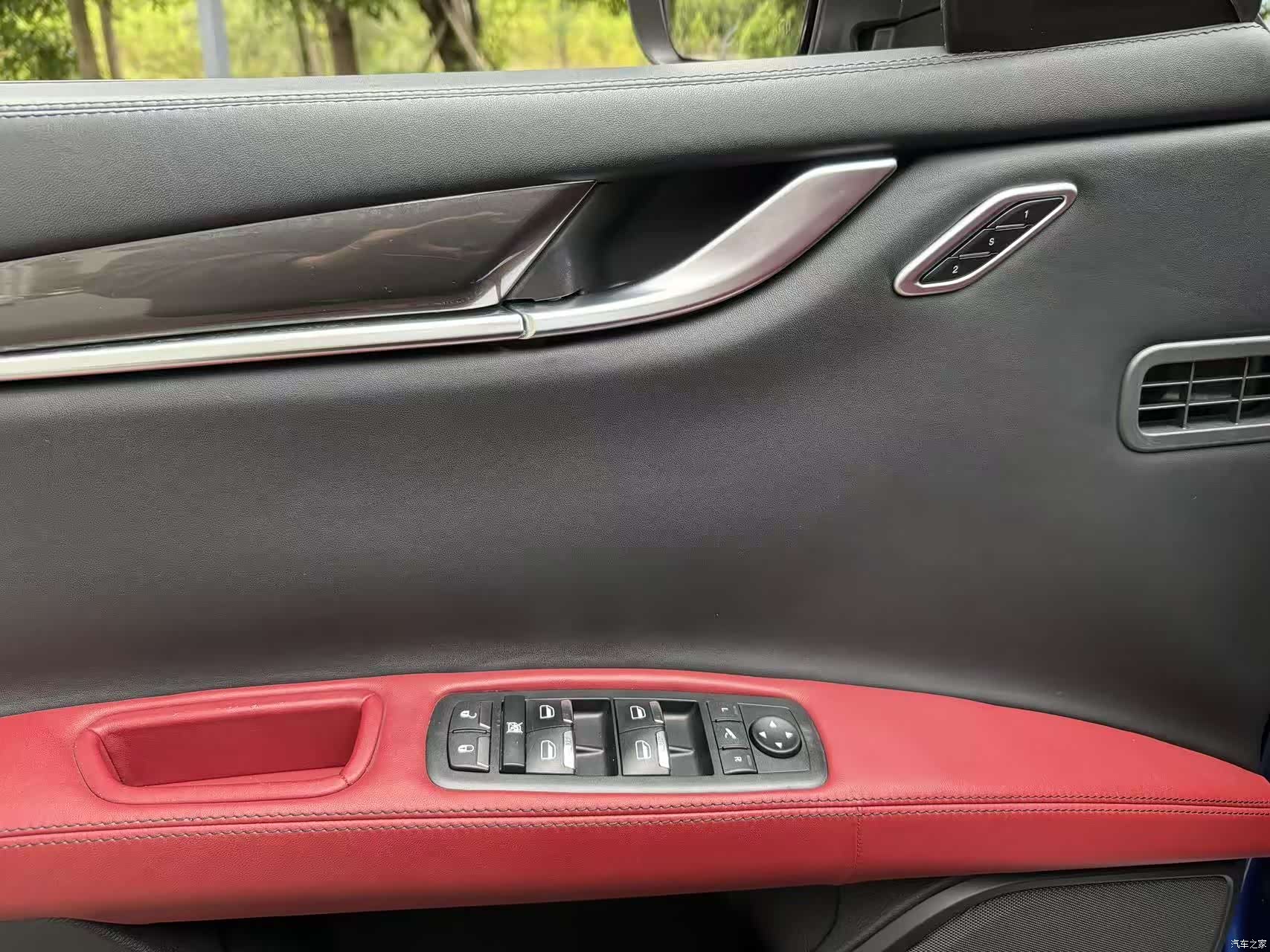 Maserati Ghibli, 2019 14